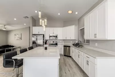 7312 W Greer Avenue, Peoria, AZ 85345 - Photo 4