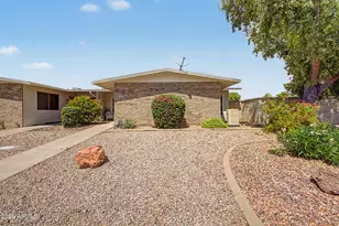 10532 W Granada Dr, Sun City, AZ 85373 - Photo 2