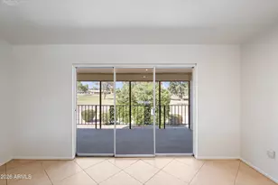 10840 N Fairway Ct W, Sun City, AZ 85351 - Photo 12