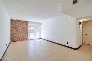 3416 N 44th St, Phoenix, AZ 85018 - Photo 4