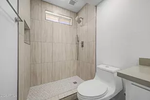 2528 E Malibu Dr, Tempe, AZ 85282 - Photo 18