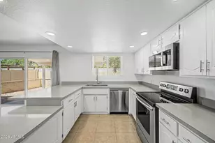 2528 E Malibu Dr, Tempe, AZ 85282 - Photo 4