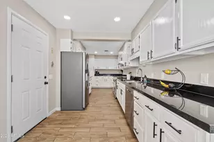 2124 E 3rd Dr, Mesa, AZ 85204 - Photo 10