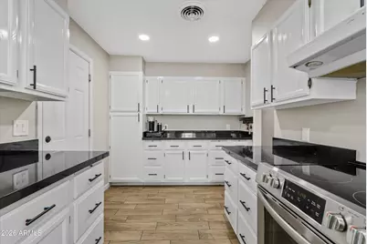 2124 E 3rd Drive, Mesa, AZ 85204 - Photo 8