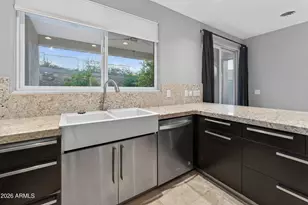 18258 N 15th Pl, Phoenix, AZ 85022 - Photo 8