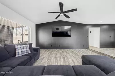 11244 N 58th Drive, Glendale, AZ 85304 - Photo 14