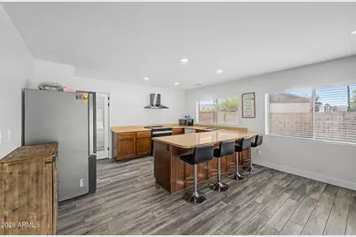 11244 N 58th Drive, Glendale, AZ 85304 - Photo 2