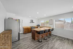 11244 N 58th Dr, Glendale, AZ 85304 - Photo 2