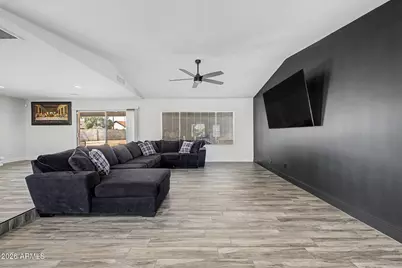 11244 N 58th Drive, Glendale, AZ 85304 - Photo 8