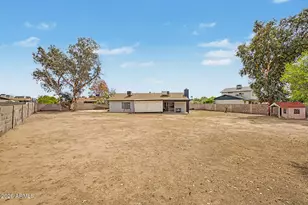 11244 N 58th Dr, Glendale, AZ 85304 - Photo 4