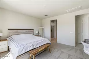 2435 E Saint Catherine Ave, Phoenix, AZ 85042 - Photo 18