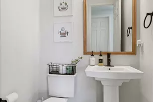 2435 E Saint Catherine Ave, Phoenix, AZ 85042 - Photo 22