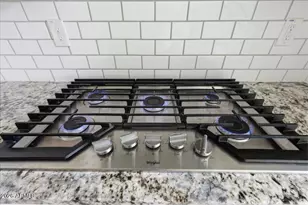 2435 E Saint Catherine Ave, Phoenix, AZ 85042 - Photo 12