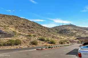 1601 W Sunnyside Dr, Phoenix, AZ 85029 - Photo 4