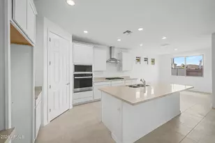 26652 S 228th Pl, Queen Creek, AZ 85142 - Photo 2