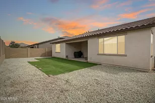 17810 W Straight Arrow Ln, Surprise, AZ 85387 - Photo 6