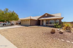 7655 W Sunnyside Dr, Peoria, AZ 85345 - Photo 2