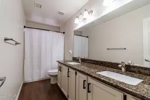 7655 W Sunnyside Dr, Peoria, AZ 85345 - Photo 18