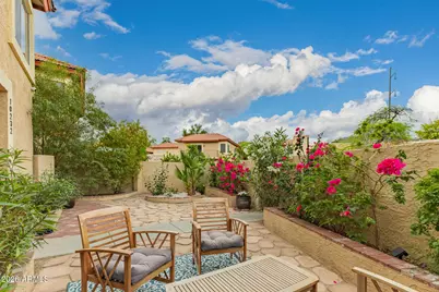 10232 N 12th Court #3, Phoenix, AZ 85020 - Photo 2