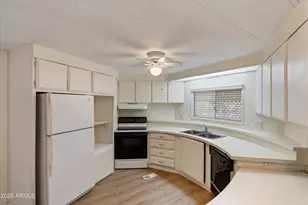 16808 N 1st Ave, Phoenix, AZ 85023 - Photo 10