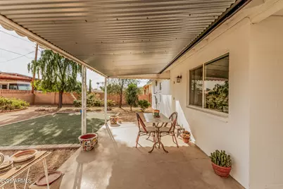 3919 W El Caminito Drive, Phoenix, AZ 85051 - Photo 20