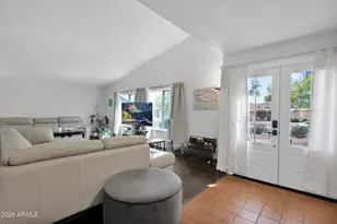 2420 W Mandalay Ln, Phoenix, AZ 85023 - Photo 4