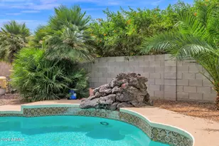 2420 W Mandalay Ln, Phoenix, AZ 85023 - Photo 36