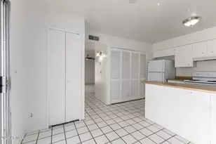 6348 N 7th Ave, Phoenix, AZ 85013 - Photo 12