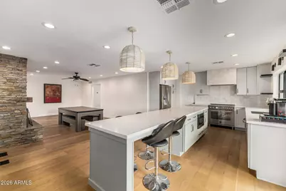 9125 N 82nd Street, Scottsdale, AZ 85258 - Photo 12