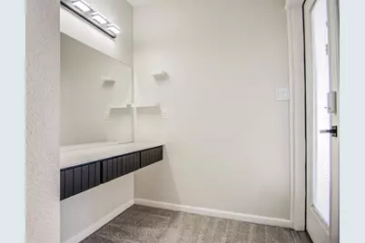 7761 N 19th Drive, Phoenix, AZ 85021 - Photo 14
