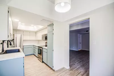 7761 N 19th Drive, Phoenix, AZ 85021 - Photo 6
