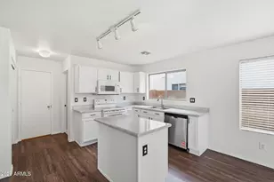 16218 W Davis Rd, Surprise, AZ 85374 - Photo 12