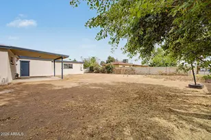 2719 W Echo Ln, Phoenix, AZ 85051 - Photo 36