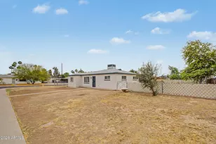 2719 W Echo Ln, Phoenix, AZ 85051 - Photo 2