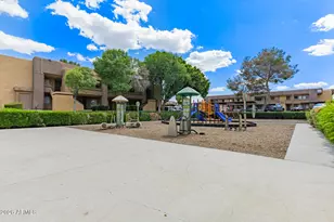 3601 W Tierra Buena Ln, Phoenix, AZ 85053 - Photo 32