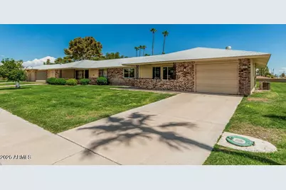 15401 N Cameo Drive, Sun City, AZ 85351 - Photo 2