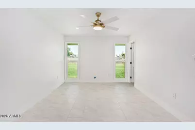 15401 N Cameo Drive, Sun City, AZ 85351 - Photo 10