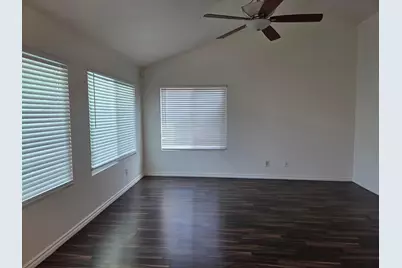 13055 N 56th Avenue, Glendale, AZ 85304 - Photo 2