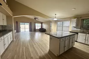 3251 W Vista Bonita Dr, Phoenix, AZ 85027 - Photo 8