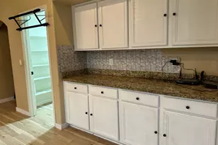 3251 W Vista Bonita Dr, Phoenix, AZ 85027 - Photo 10