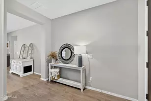 5218 S Lindenwood Cir, Mesa, AZ 85212 - Photo 6