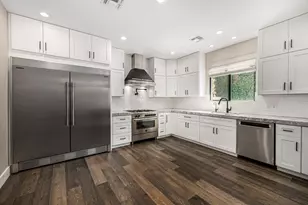 3821 E Devonshire Ave, Phoenix, AZ 85018 - Photo 10