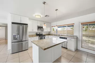 5229 E Winchcomb, Scottsdale, AZ 85254 - Photo 8