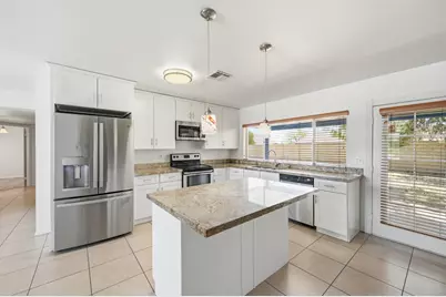 5229 E Winchcomb, Scottsdale, AZ 85254 - Photo 8