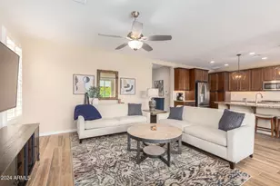 13231 W Hummingbird Terrace, Peoria, AZ 85383 - Photo 6