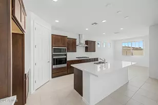 22824 E Diana Way, Queen Creek, AZ 85142 - Photo 2