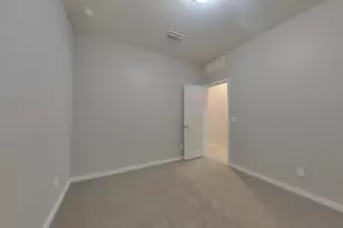 13283 N 144th Ln, Surprise, AZ 85379 - Photo 8