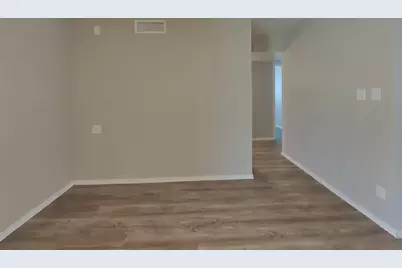 8102 W Heatherbrae Drive, Phoenix, AZ 85033 - Photo 20