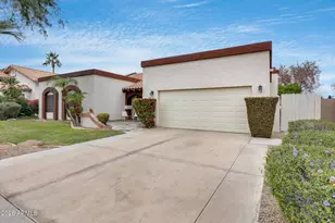 1042 W Newport Beach Dr, Gilbert, AZ 85233 - Photo 8