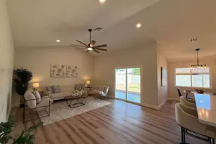 6852 W Turquoise Ave, Peoria, AZ 85345 - Photo 1